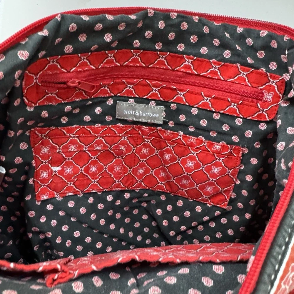 Croft & Barrow Tote Quilted Red Black Print Zipper Pockets Medium Cottage Cute